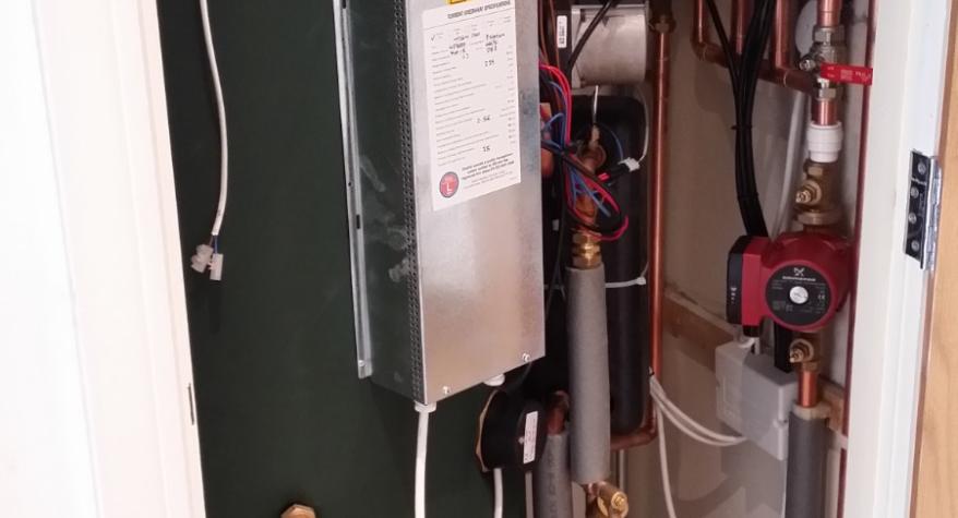 Thermal Store installation in Redhill